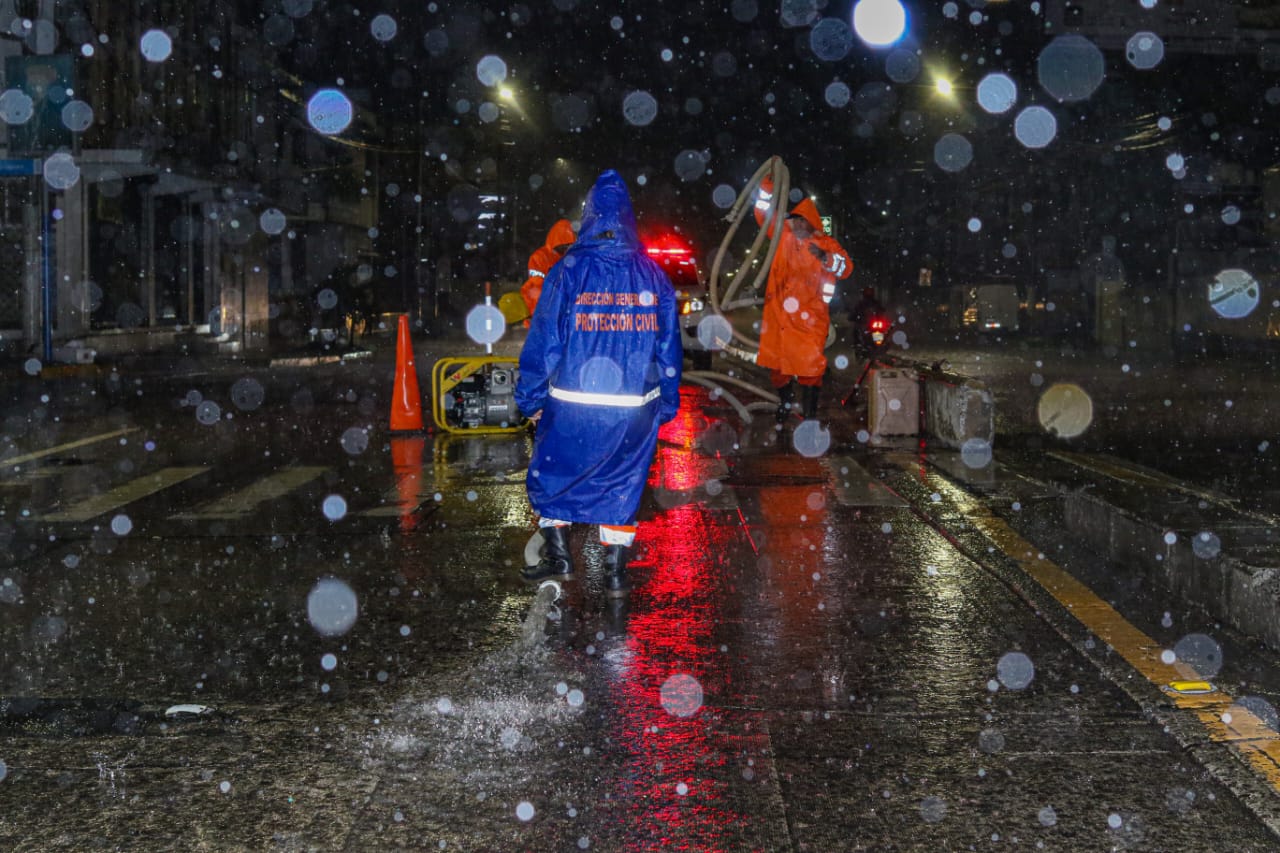 Emiten Alerta Roja por las fuertes lluvias registradas en diferentes municipios del país emiten-alerta-roja-por-las-fuertes-lluvias-registradas-en-diferentes-municipios-del-pais